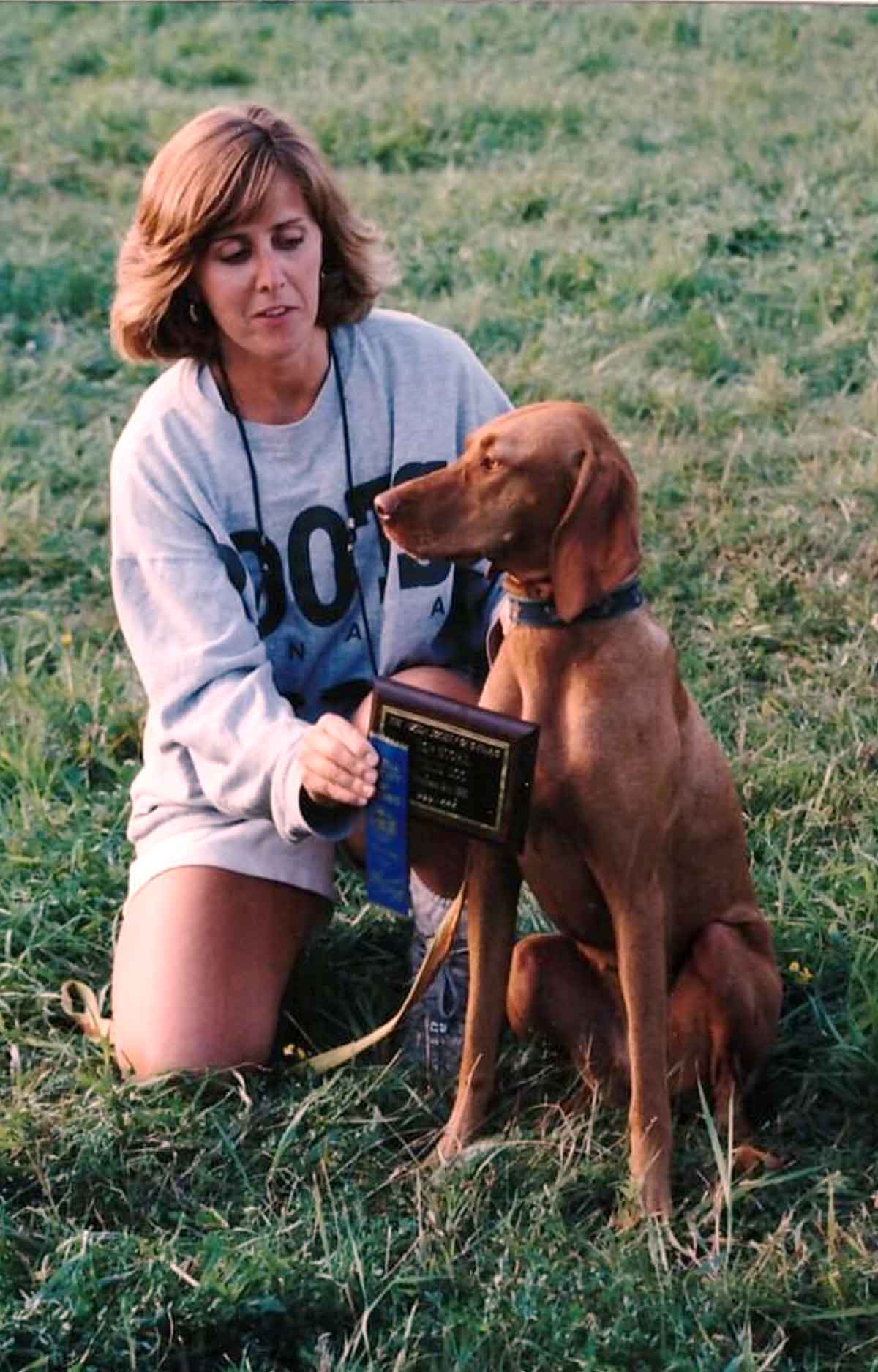 Robin, Ferngold Vizsla, with her owner, Linda